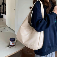 LIRA | BOLSO VERSÁTIL DE MANO