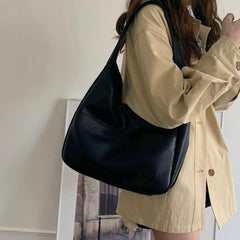 LIRA | BOLSO VERSÁTIL DE MANO