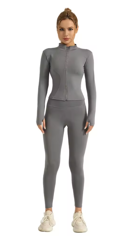 FIORE | CONJUNTO DEPORTIVO