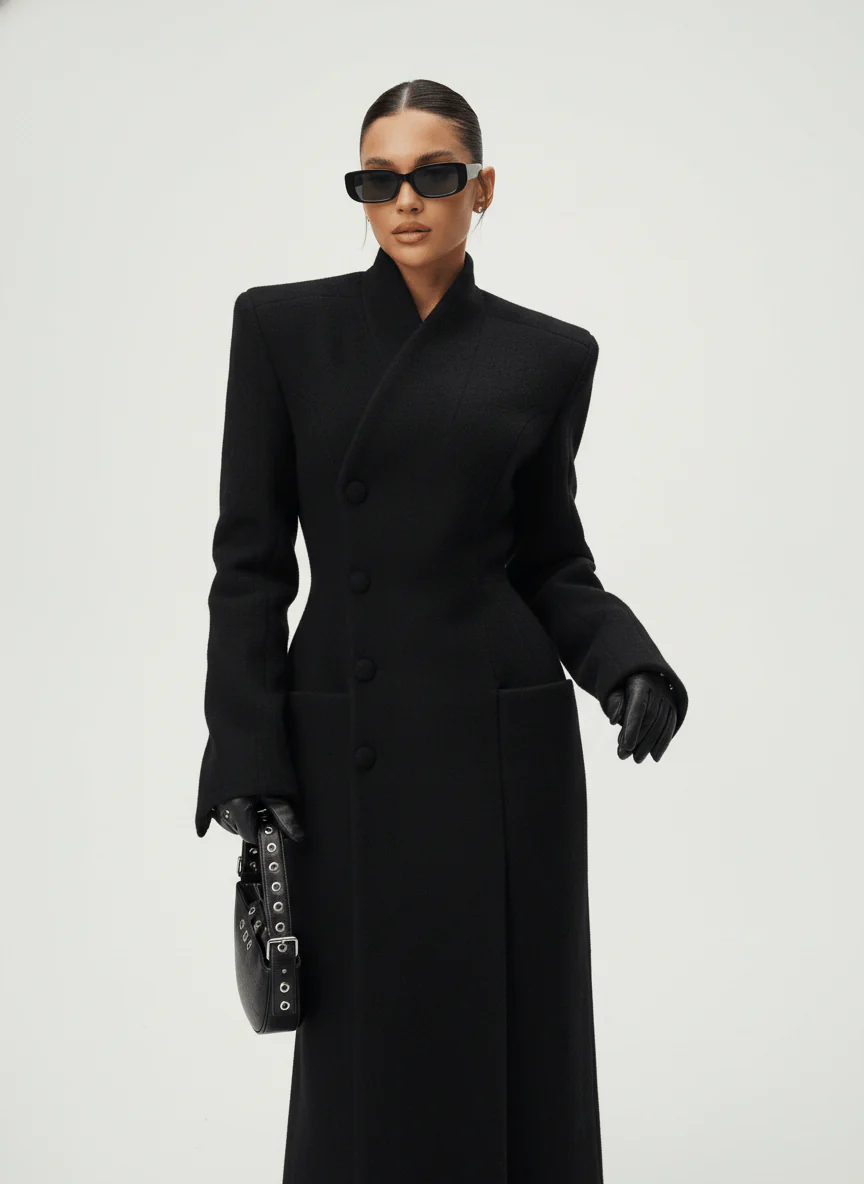 OPHÉRA | ABRIGO ELEGANTE NEGRO PROFUNDO