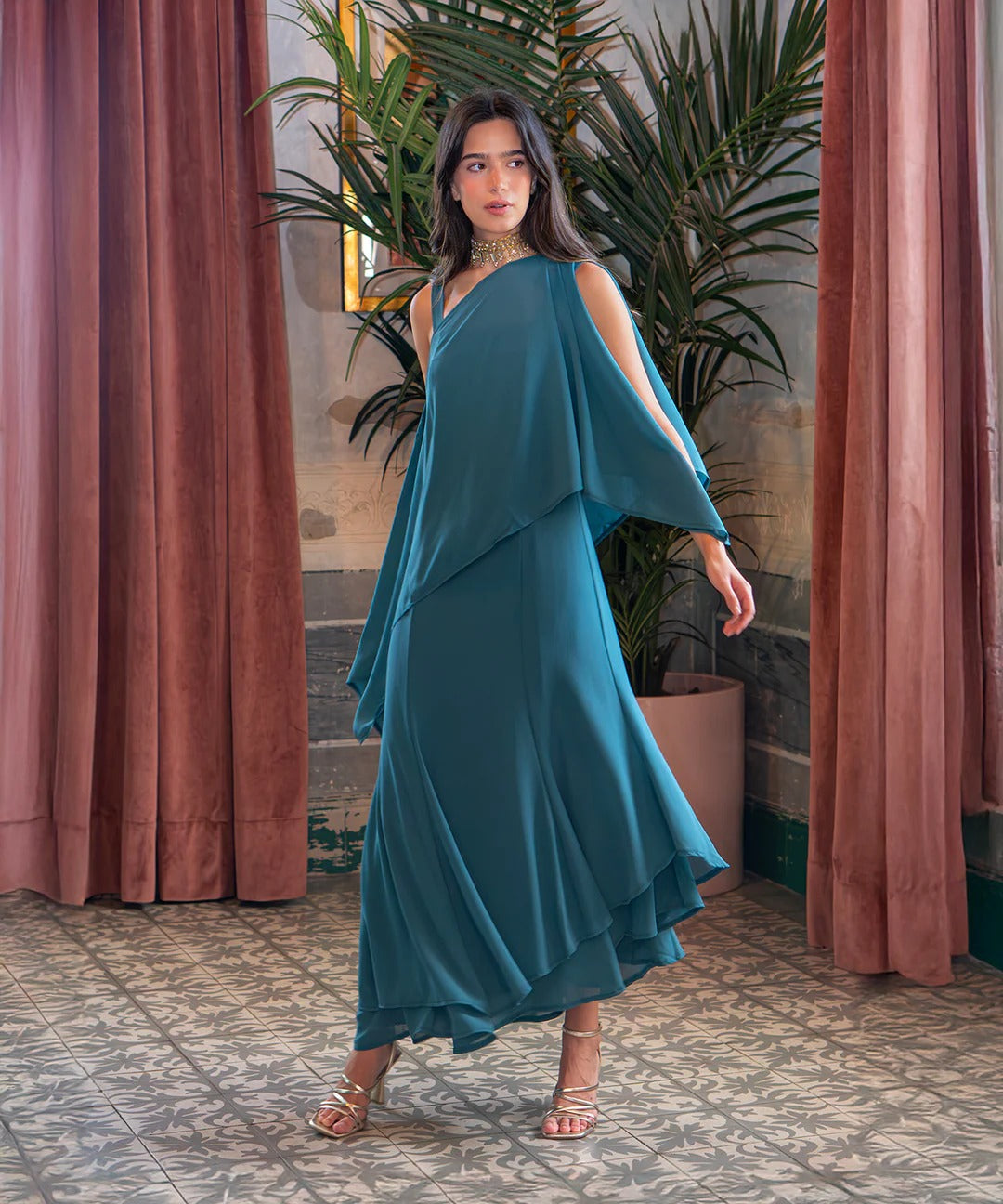 AURA | CAPA TIPO CHALINA ELEGANTE