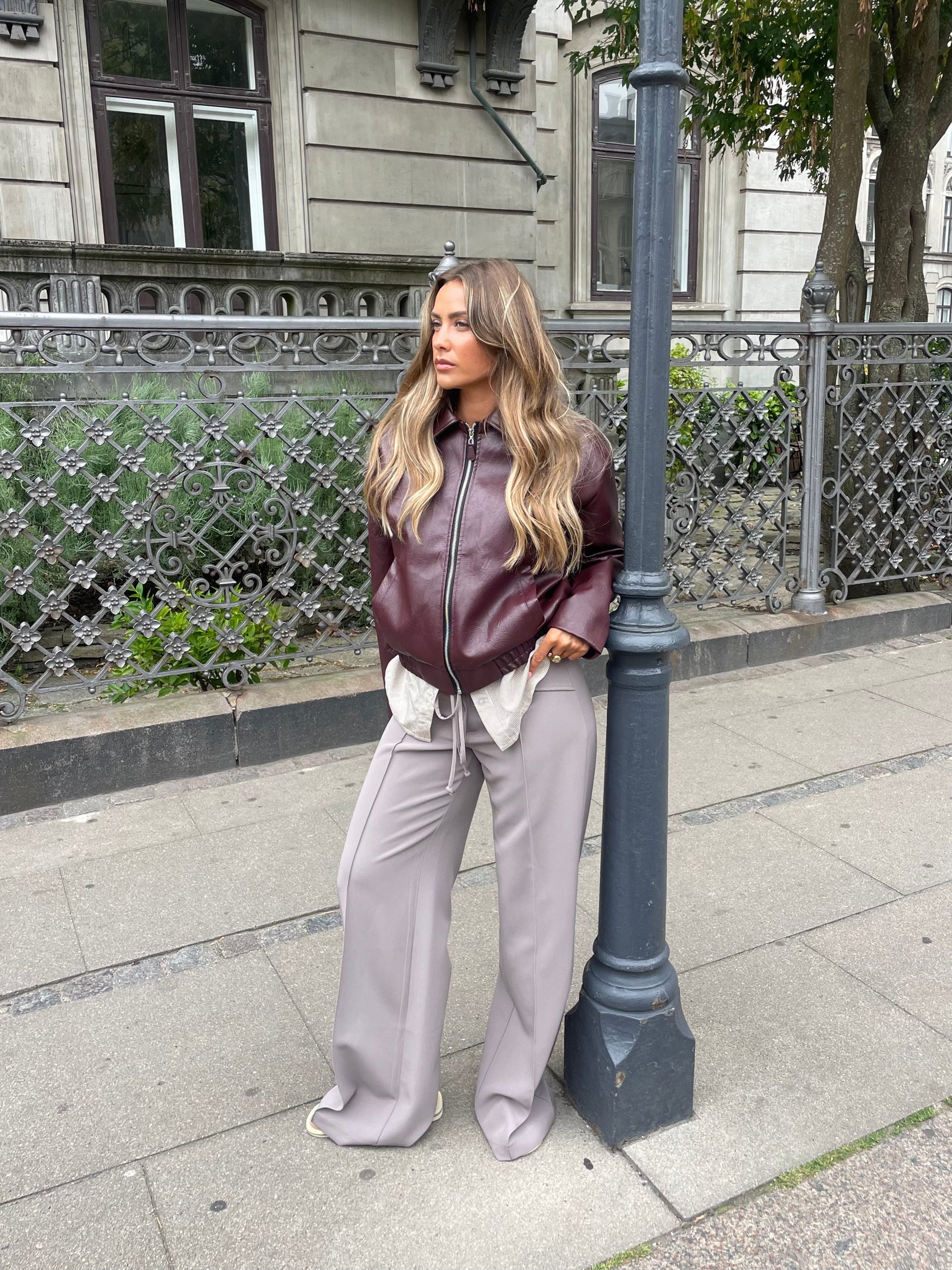 NUDE | CHAQUETA DE CUERO